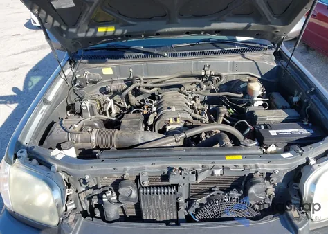 2005 Toyota Sequoia Limited V8 from USA, damaged, VIN 5TDZT38A65S248349